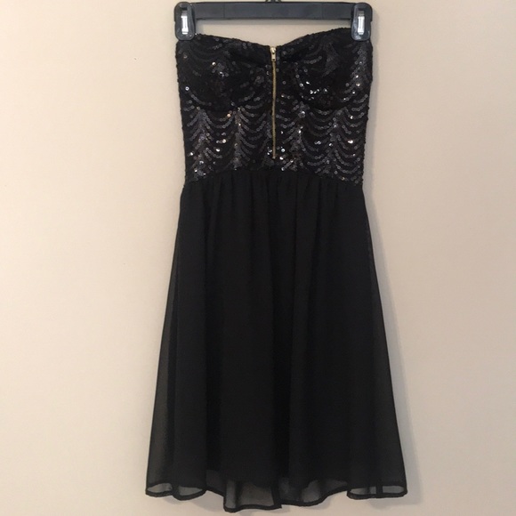 Black Sequin Chiffon Mini Dress with Zipper Detail - Picture 1 of 5